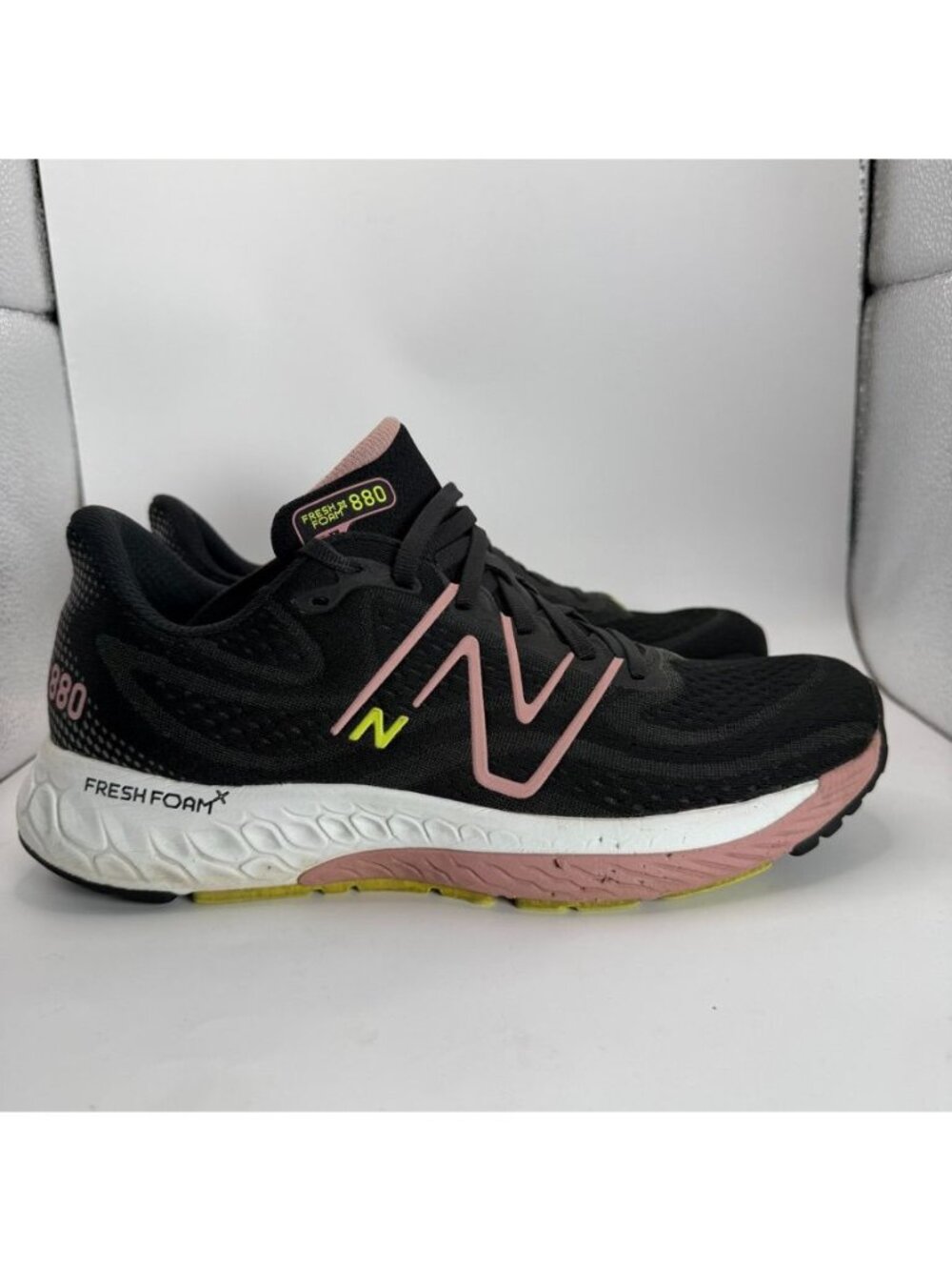 New Balance Fresh Foam 880 Women Running Shoes Black Pink Size 8.5 B Lightweight